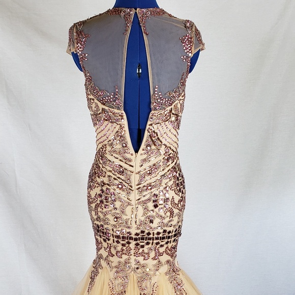 SOLD - Picture 5 of 10